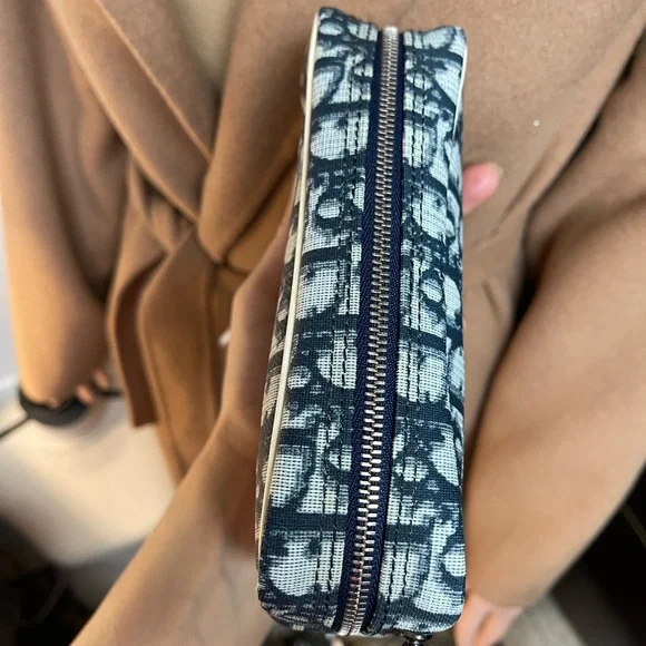 Authentic vintage Dior mini accesory pouch (HK30) - Picture 6 of 16